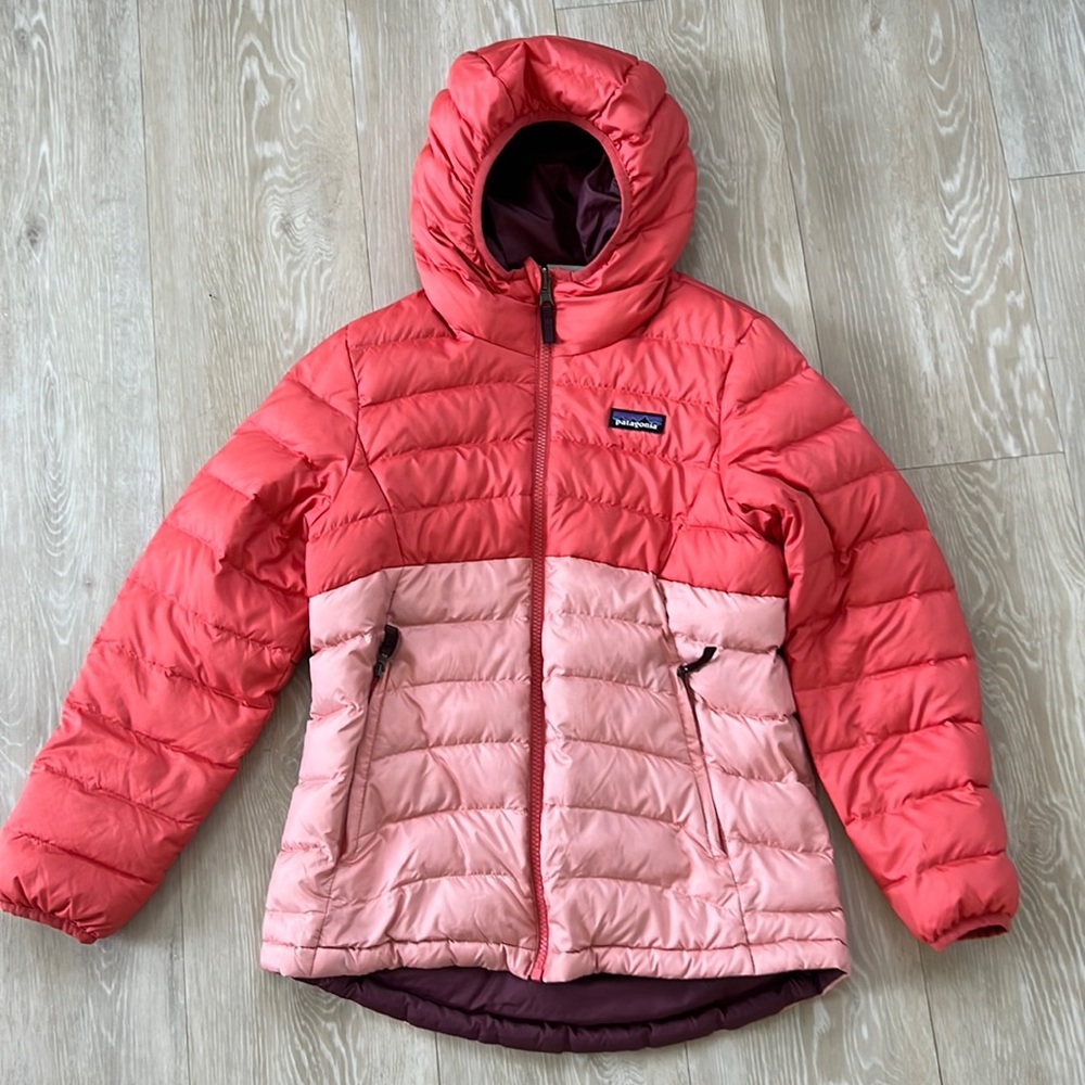 Girls. Pink. Patagonia. Ski. Jacket.